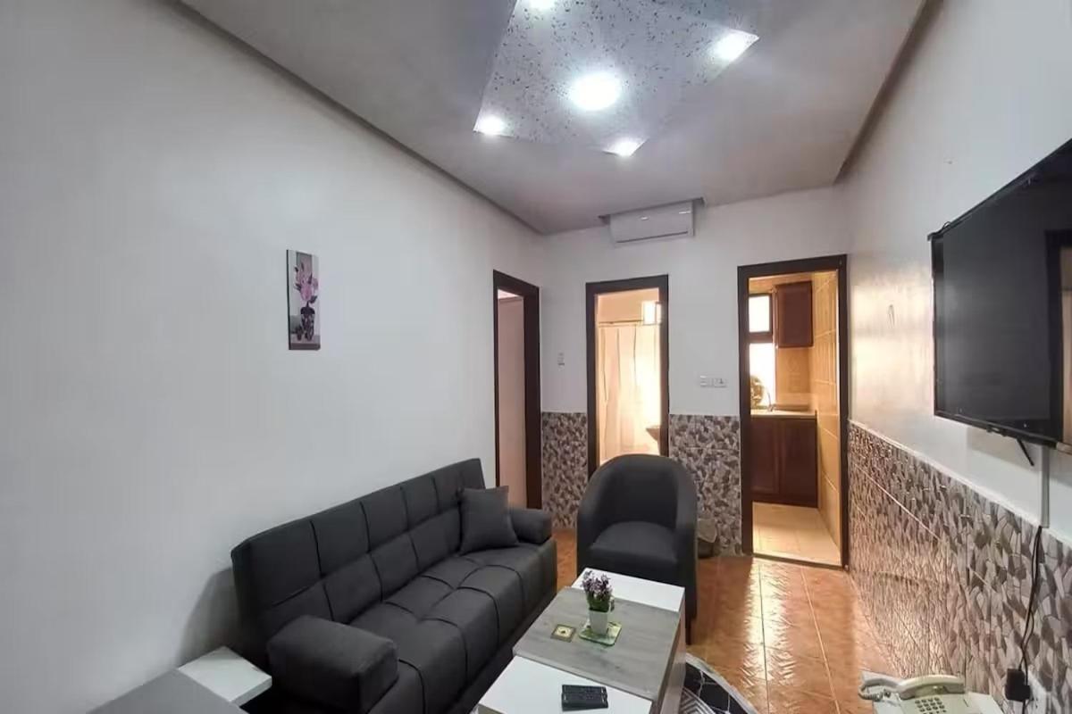Al-Nujoom Hotel Suites Amman Extérieur photo