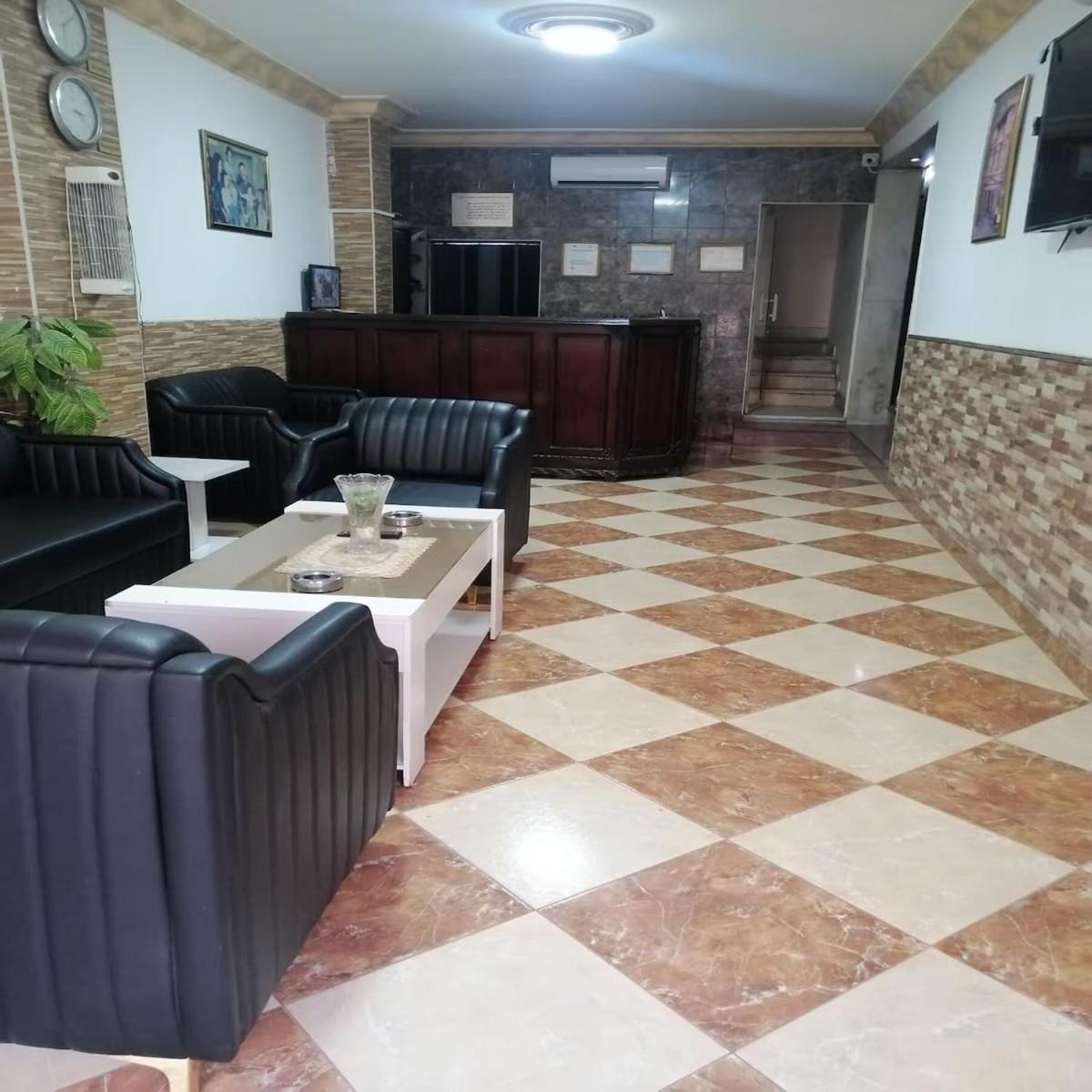 Al-Nujoom Hotel Suites Amman Extérieur photo