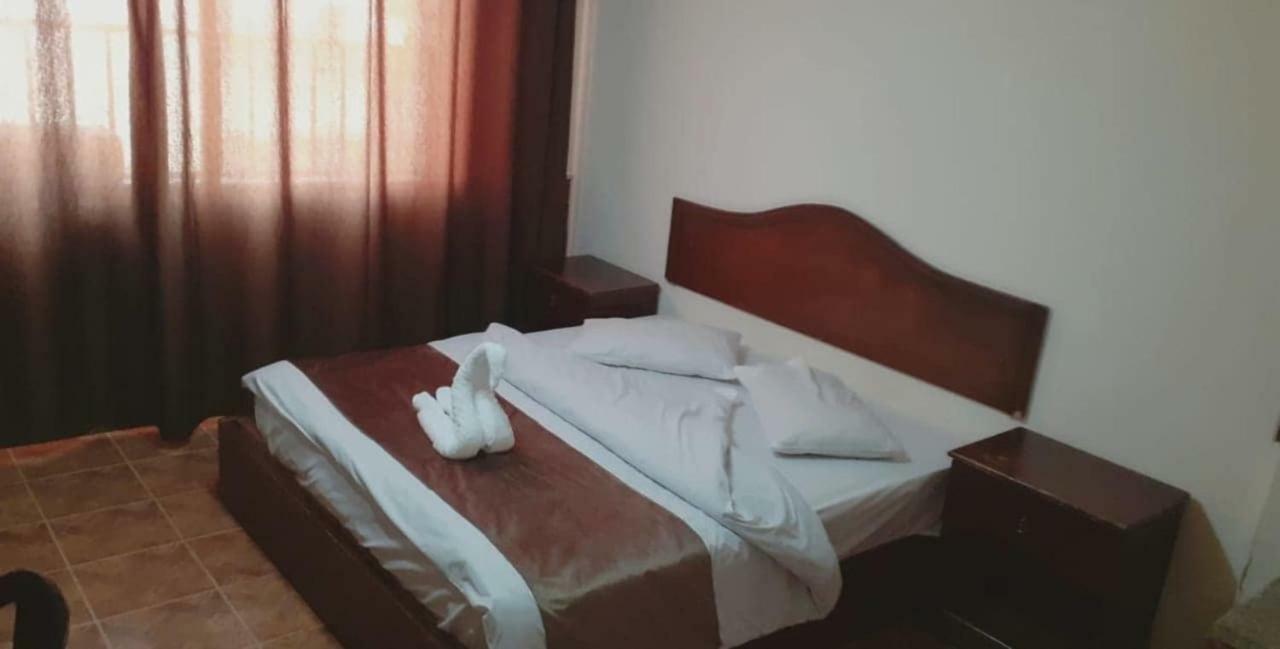Al-Nujoom Hotel Suites Amman Extérieur photo